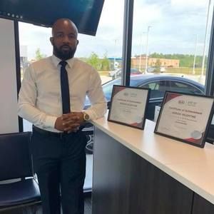 Meet your Posher, Adrian